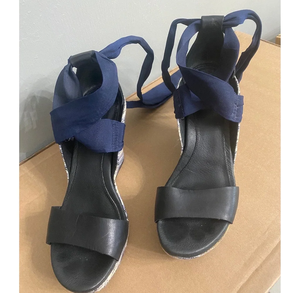 UGG Black Leather Ankle Tie Wedge Sandals Blue Striped Platform Heels Womens 7